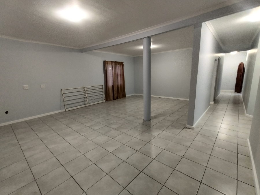 To Let 3 Bedroom Property for Rent in Rustdal Western Cape
